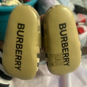 Burberry Infant boot, never worn. Originally $250